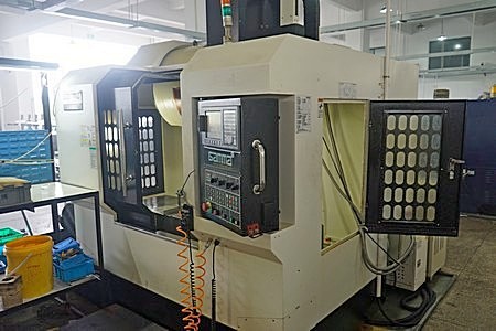 4-axis Ares Seiki CNC Milling Machine